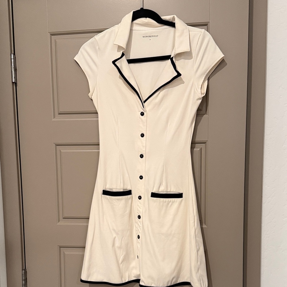 WeWoreWhat Cream tennis dress with Black Accents